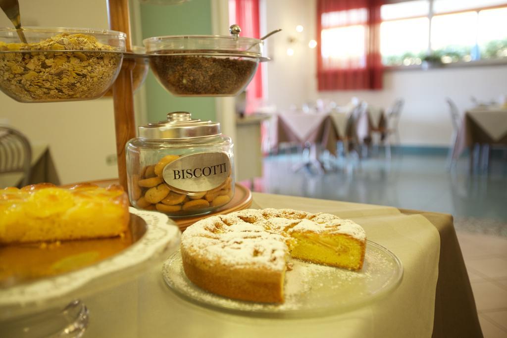 Hotel Il Delfino San Vincenzo Extérieur photo