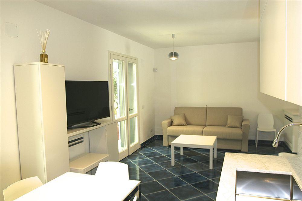 Hotel Il Delfino San Vincenzo Extérieur photo
